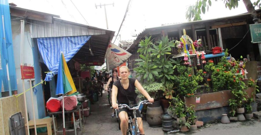Bangkok Full-Day Bike Tour with Boat Transfer and Lunch - Starting with coffee and a ride through the city
