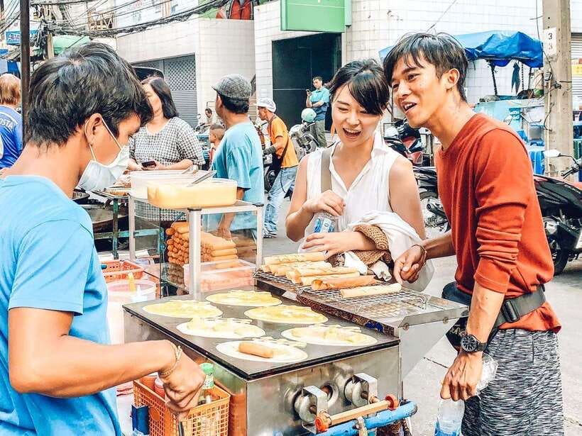 Bangkok: Must-Try Hidden Bike & Food Experience - One hour through canals and a traditional village