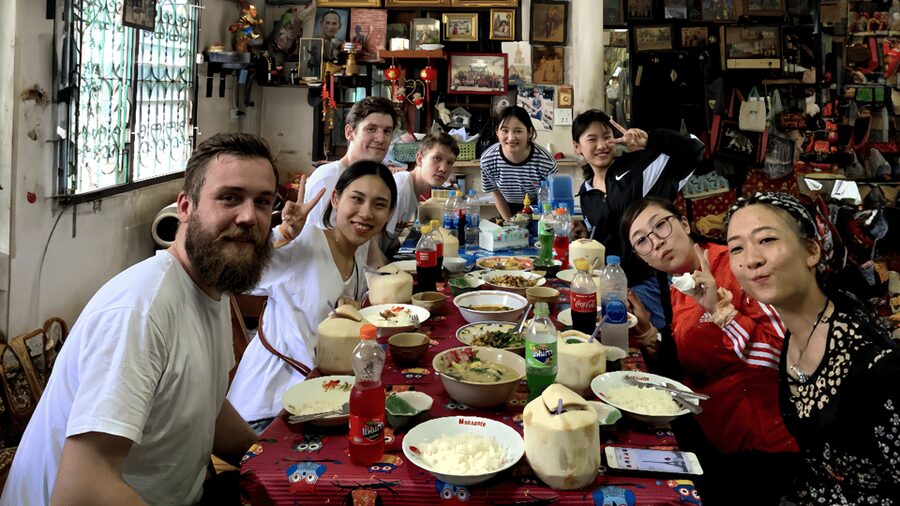 Bangkok: Must-Try Hidden Bike & Food Experience - The final meal in a local home or favorite restaurant