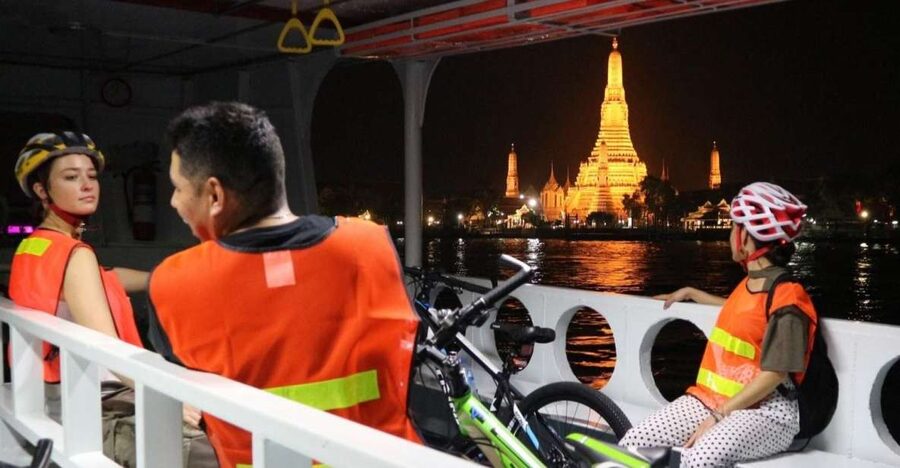 Bangkok: Night Bike Ride and Dinner at a Local Restaurant - Why cycling is a smart way to see Bangkok at night