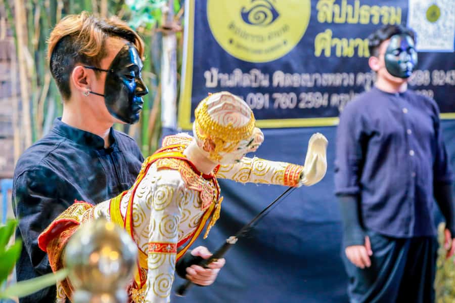 Bangkok’s Past with Local Taste Tour by Bike and Boat - Who should book this tour?
