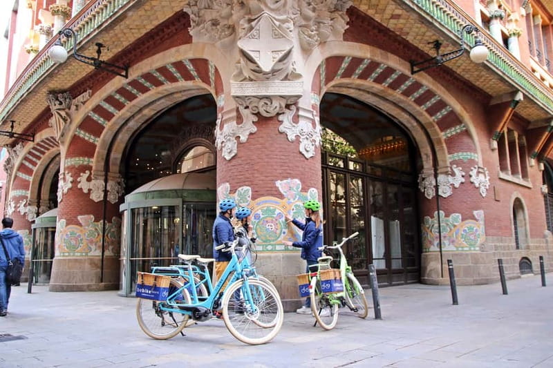 Barcelona: 1.5-Hour Sightseeing Tour by Bike/Electric Bike - Key points to know before you book
