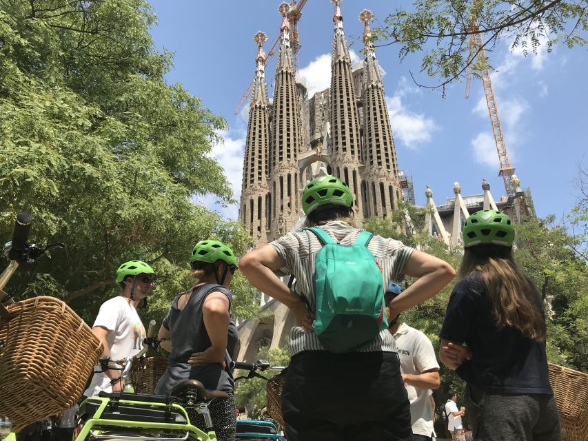 Barcelona: 2.5-Hour Bike or E-Bike Historical Tour - Why this bike tour works for seeing Barcelona