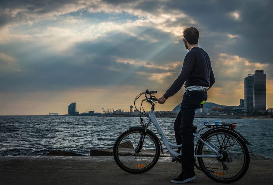 Barcelona: 4-Hour E-Bike Photography Tour - Why an e-bike works so well in Barcelona