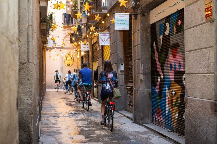 Barcelona: 4-Hour Off-the-Beaten-Track Small Group Bike Tour - Key points to know before you book
