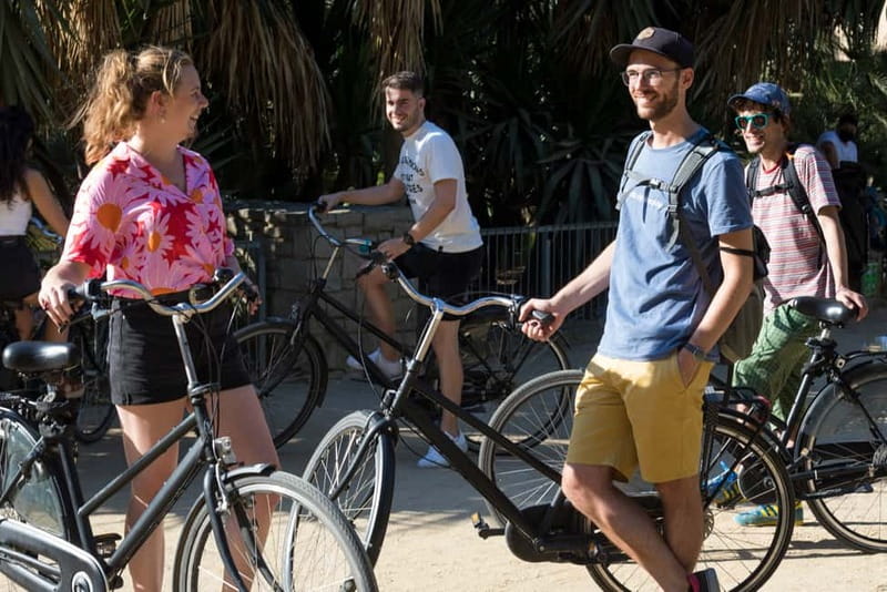 Barcelona: Bike Rental for 2 - 24 Hours - What the basic Dutch-style bikes are like
