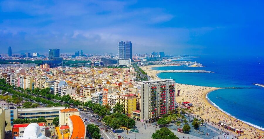 Barcelona: Bike Tour & Sagrada Familia Skip-the-Line Tickets - Practical details that can make or break the outing