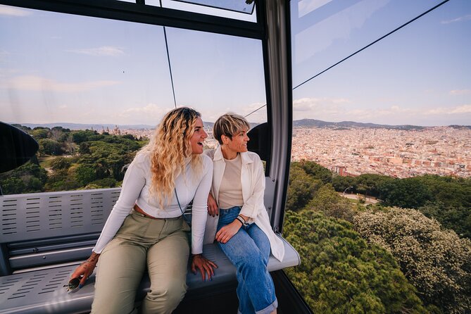 Barcelona E-Bike, Cable Car & Boat - El Raval and Paral·lel: a lively start on two wheels