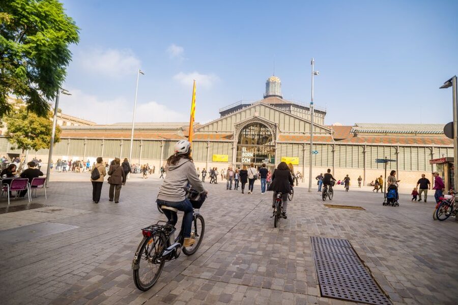barcelona: Gaudi Highlights eBike tour - Who should book this Barcelona eBike tour?