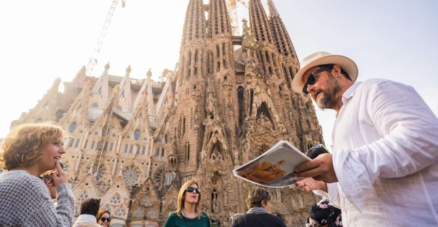 barcelona: Gaudi Highlights eBike tour - Why an eBike is the right way to see Gaudí