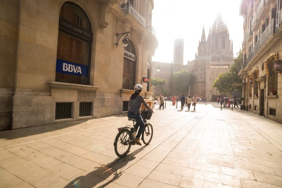barcelona: Gaudi Highlights eBike tour - Reaching Sagrada Família, the tour’s main landmark