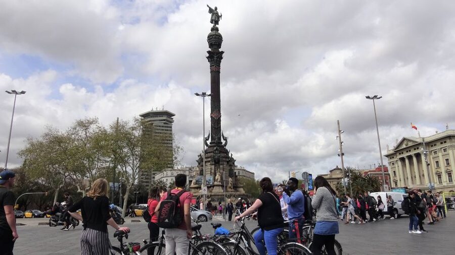 Barcelona: Small Group or Private Bike Tour - Waterfront riding and the city from Montjuïc
