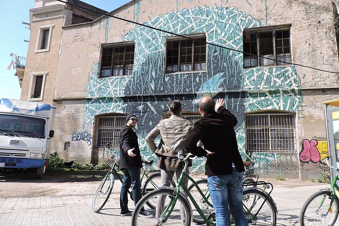 Barcelona Street Art and Graffitti Bicycle Tour - Key points to know before booking
