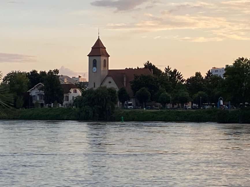 Basel: Fancy a bike tour through 3 countries in 60 minutes? - Entering France through Saint-Louis