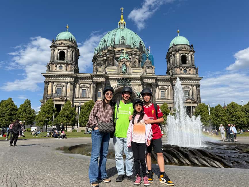 Berlin: 3-hour bike tour - A journey through time in the capital - The Reichstag and Germany’s democratic story
