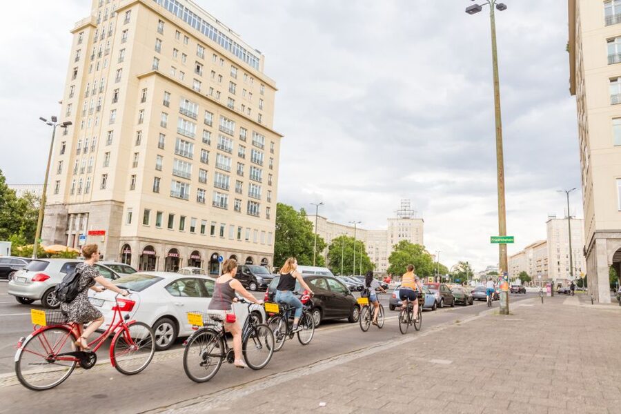 Berlin: Alternative Bike Tour of Kreuzberg & Friedrichshain - Stories, music, and local tips
