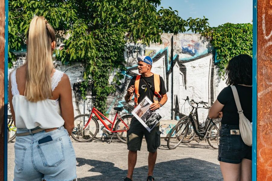 Berlin: Cold War & Berlin Wall History Guided Bike Tour - Guide quality and the value of the storytelling