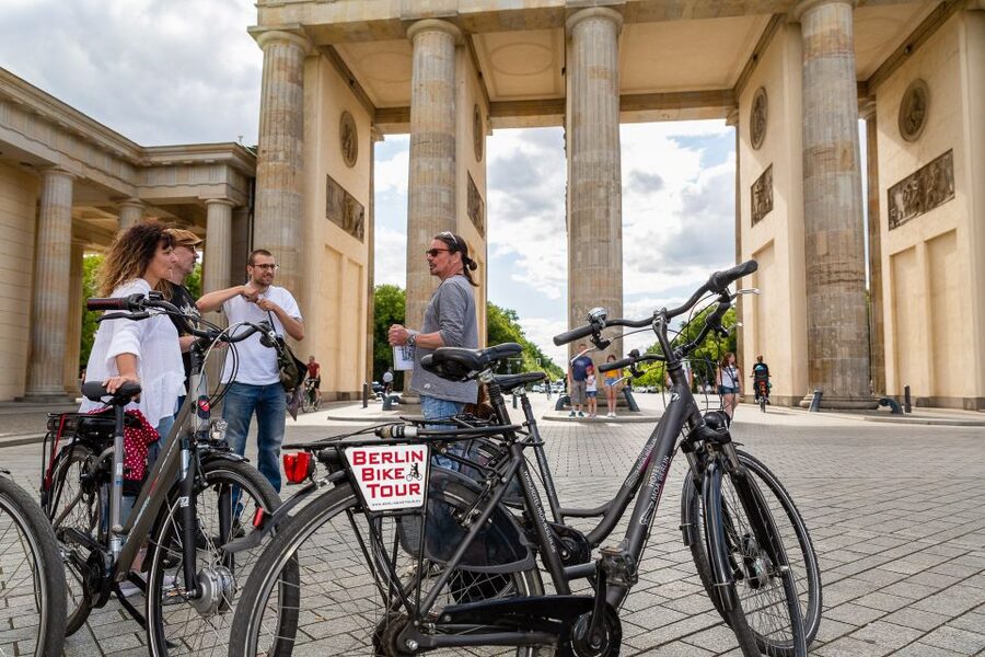 Berlin: E-Bike Tour of the Berlin Wall and Mitte Highlights - Nordbahnhof and Berlin’s divided railway system