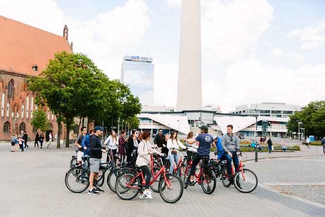 Berlin Highlights: 3-Hour Bike Tour - Checkpoint Charlie and the Berlin Wall