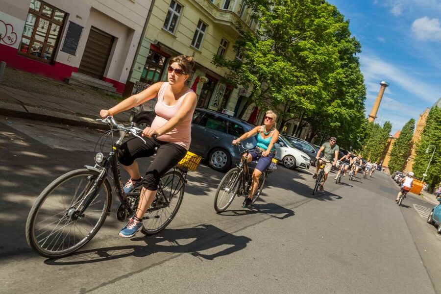 Berlin: Sights and Highlights Bike Tour with a Local Guide - Why a bicycle works so well in Berlin