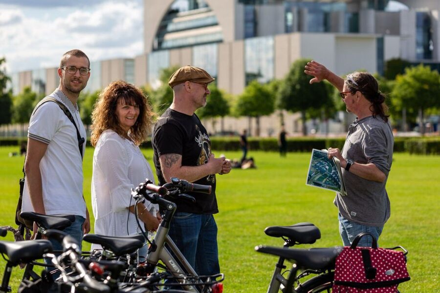 Berlin: Small Group Bike Tour Through City Center - The New Synagogue and Berlin’s changing Mitte