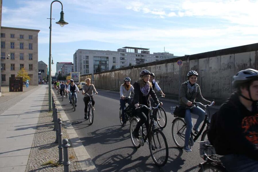 Berlin: The Wall and Third Reich Guided Bike Tour - Behmstraßenbrücke and the view across the old divide