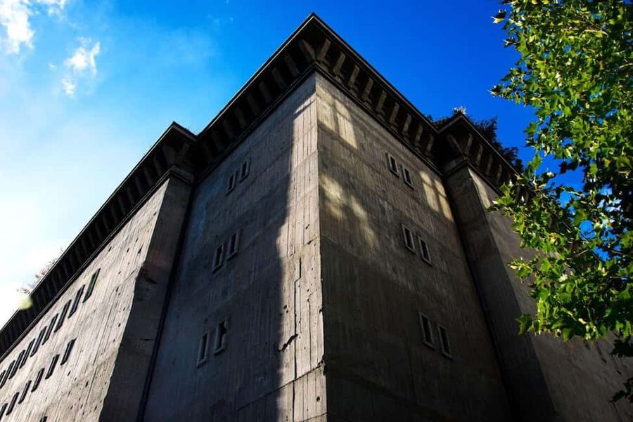Berlin: The Wall and Third Reich Guided Bike Tour - Flak Tower III in Humboldthain