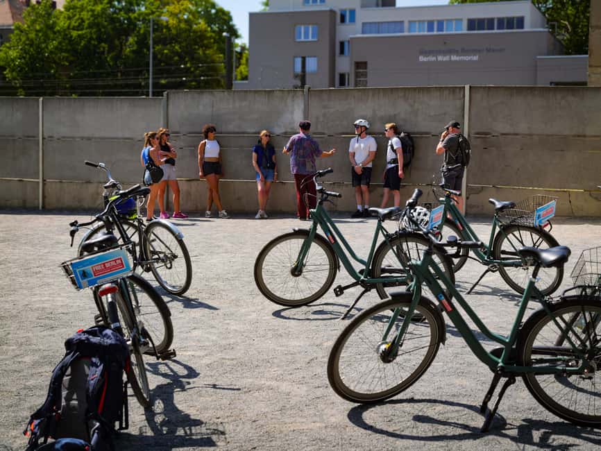 Berlin: The Wall and Third Reich Guided Bike Tour - Bernauer Straße and the Berlin Wall Memorial