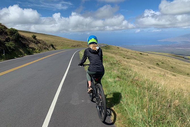 Best Haleakala Downhill Self-Guided Bike Tour with Maui Sunriders - The bikes and safety setup