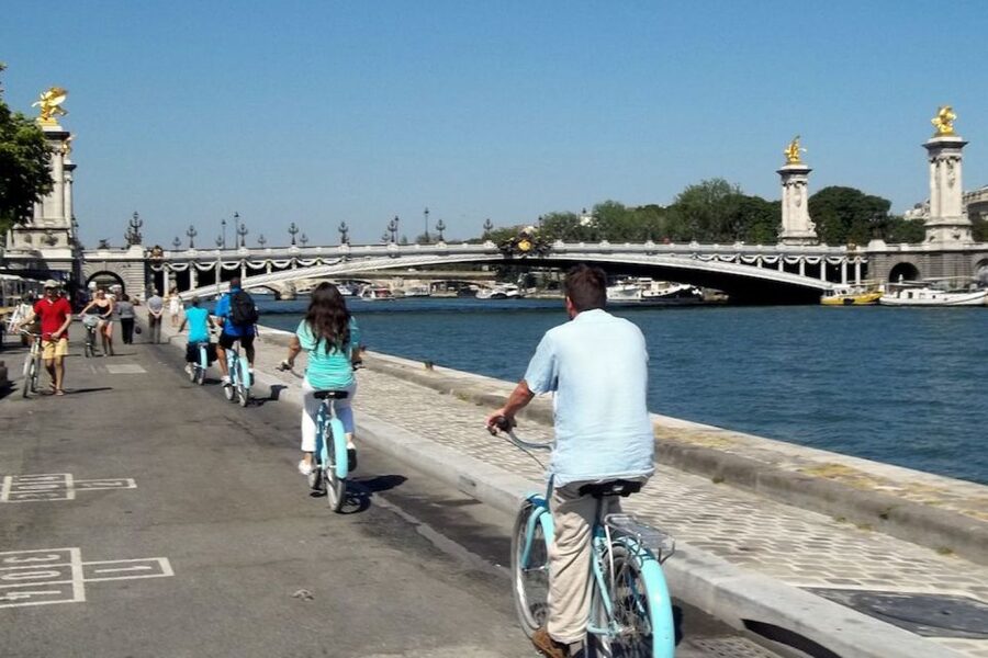 Best of Paris Bike Tour - The guides make the difference
