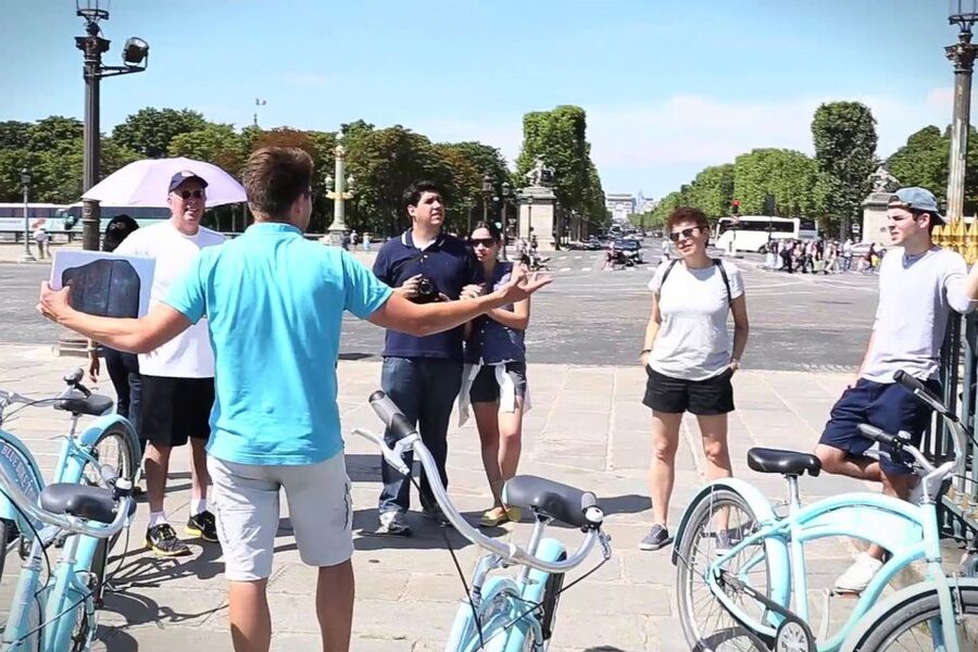Best of Paris Bike Tour - Grand Palais, Champs-Élysées, and Place de la Concorde