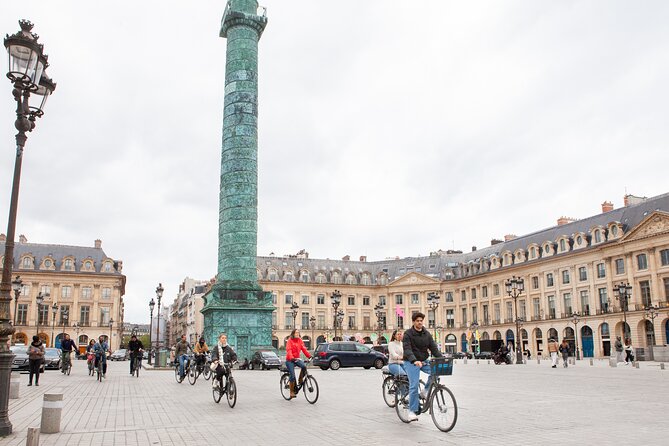 Best of Paris Small Group E-bike Guided tour (w/ optional Cruise) - From the Louvre to the Seine
