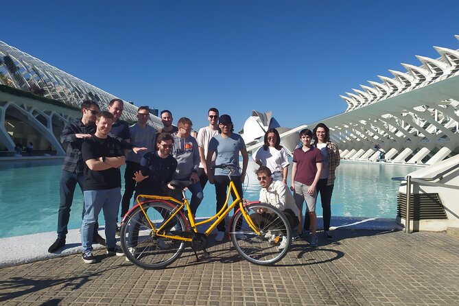 Bicycle Rental City Center - Using Valencia’s cycle paths and cycle streets