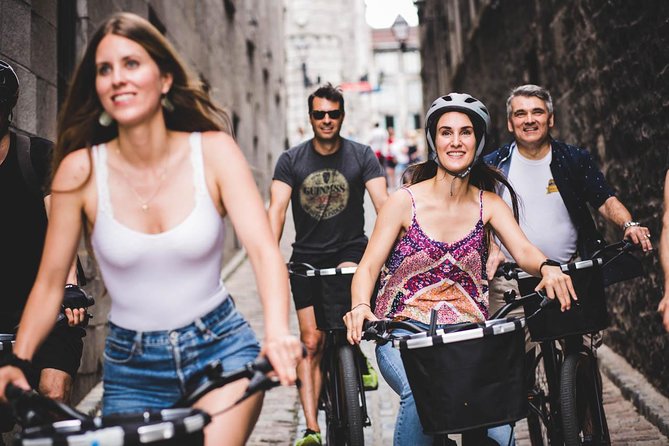 Bike / E-bike Tour : Downtown, Old Montreal, Waterfront by Fitz - The Old Port brings the ride to the river