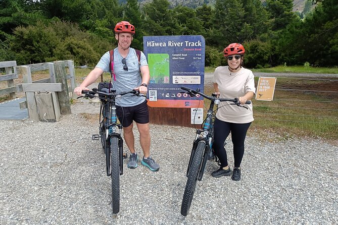 Bike the Wanaka and Hawea Trails - Riding beside the Clutha River