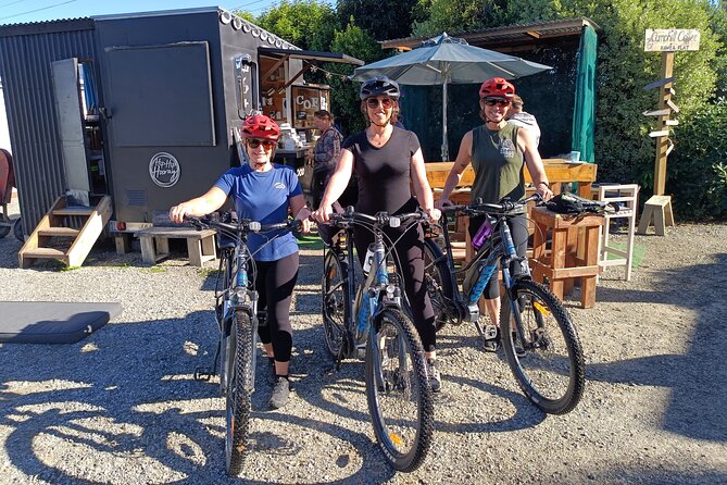 Bike the Wanaka and Hawea Trails - Albert Town and the Pembroke Patisserie stop
