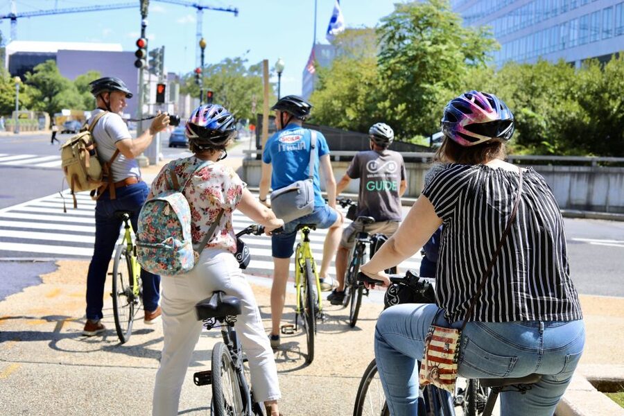 Bike Tour: Capitol Hill, Lincoln Memorial, National Mall - Washington Monument and the memorial route