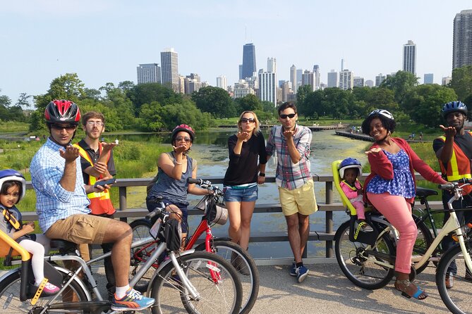 Bike Tour of Chicago's Lakefront Neighborhoods - Gold Coast mansions and city wealth