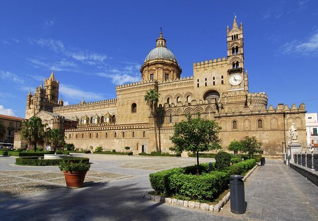 Bike tour of the historic center of Palermo with tasting - Key points to know before booking