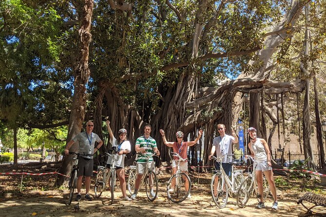 Bike tour of the historic center of Palermo with tasting - Norman Palermo at Porta Nuova and the Cathedral