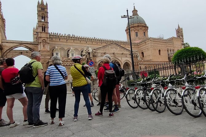 Bike tour of the historic center of Palermo with tasting - What the food tasting really includes