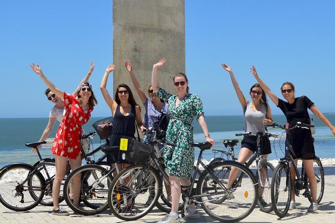 Bike Tours Lisbon - Center of Lisbon to Belém - LX Factory and the return through Lisbon