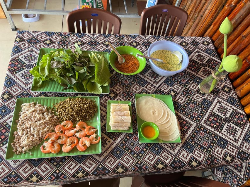 Biking and cooking class in the rural tour at Can Tho - Cooking Vietnamese food with the host