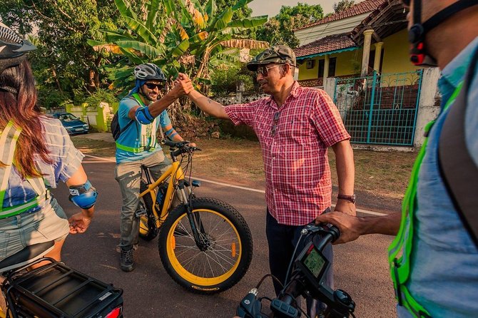 BLive Electric Bike Tours – Discovery of Divar Island - Why Divar Island works so well by bicycle