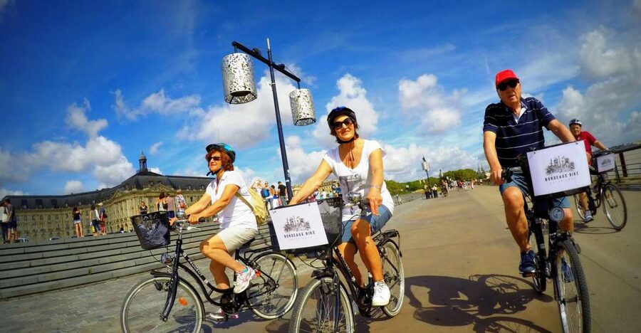 Bordeaux: Essentials 3-Hour Bike Ride - Why a bicycle is the right way to meet Bordeaux