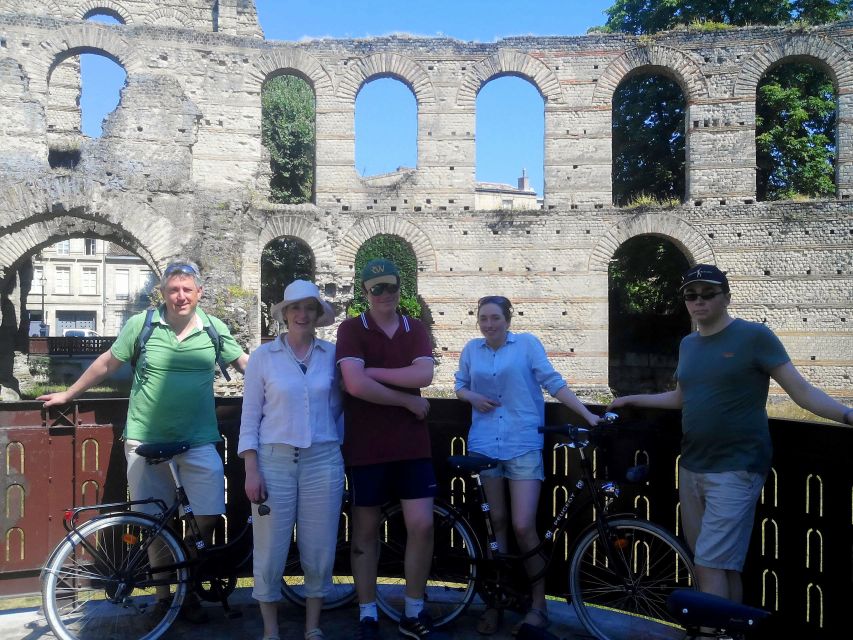 Bordeaux: Essentials 3-Hour Bike Ride - Darwin and the right bank