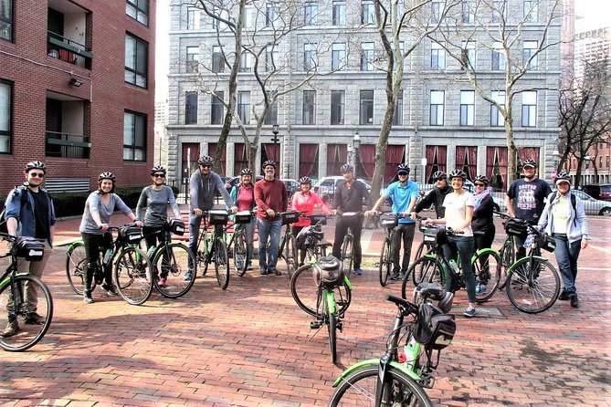 Boston City View Bicycle Tour: History and Landmarks - Beacon Hill and Louisburg Square