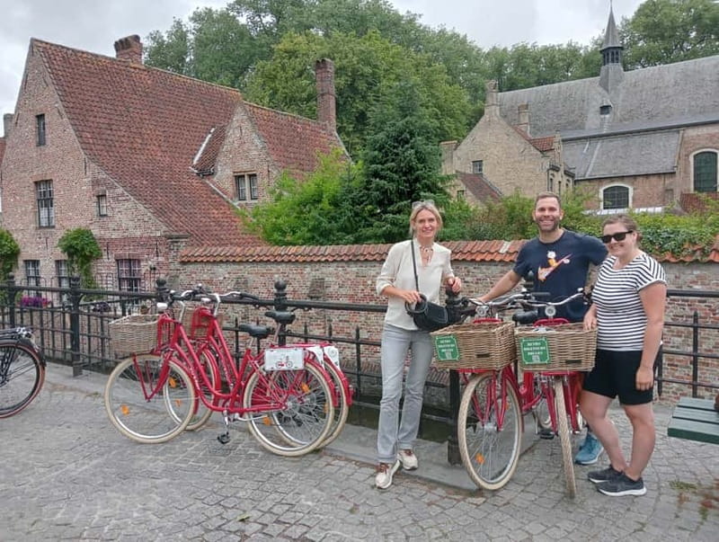 Bruges: Guided Retro Bike Tour of Highlights and Hidden Gems - Sint-Anna, Jerusalem Chapel, and lesser-known sights