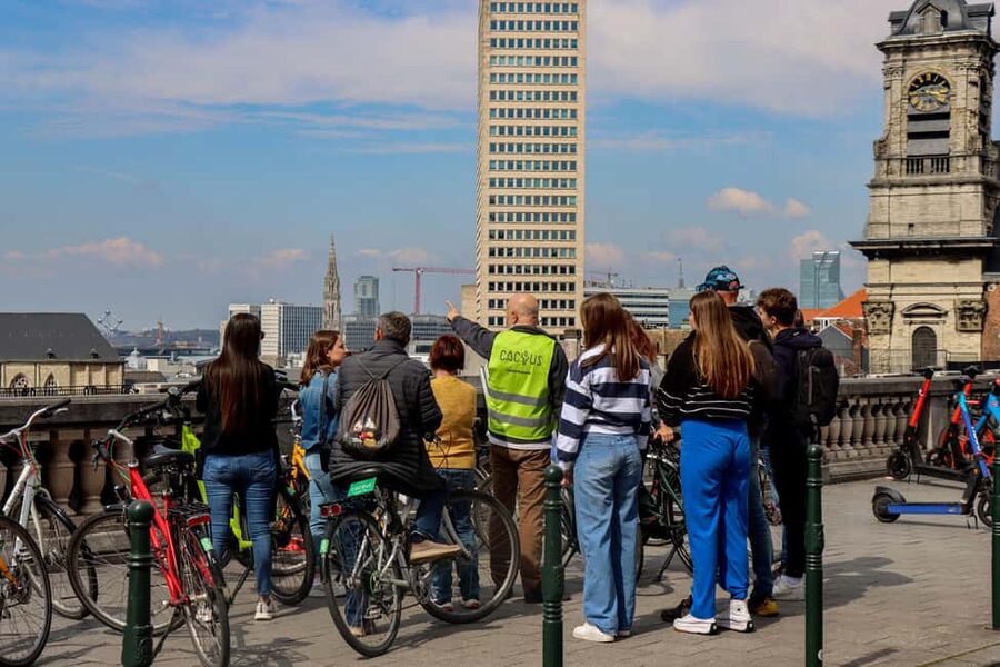 Brussels: City Highlights and Hidden Gems Bike Tour - Key points to know before you book