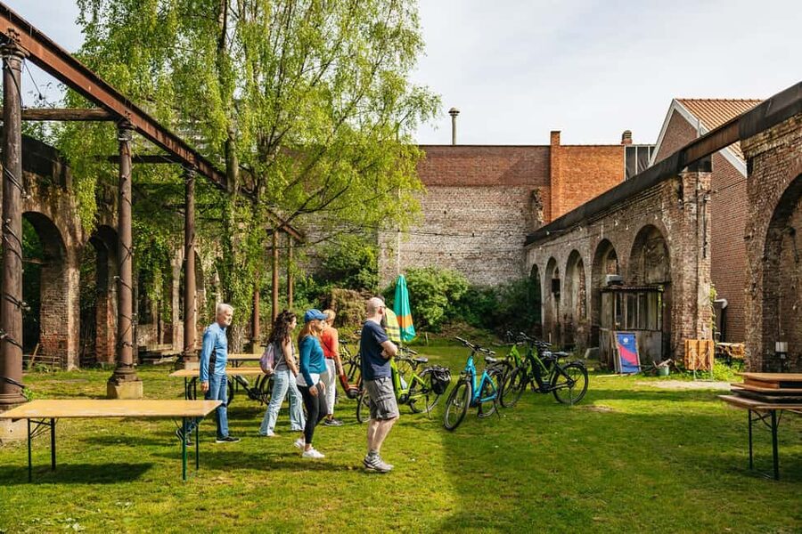 Brussels: City Highlights and Hidden Gems Bike Tour - Why cycling gives you a better first look at Brussels